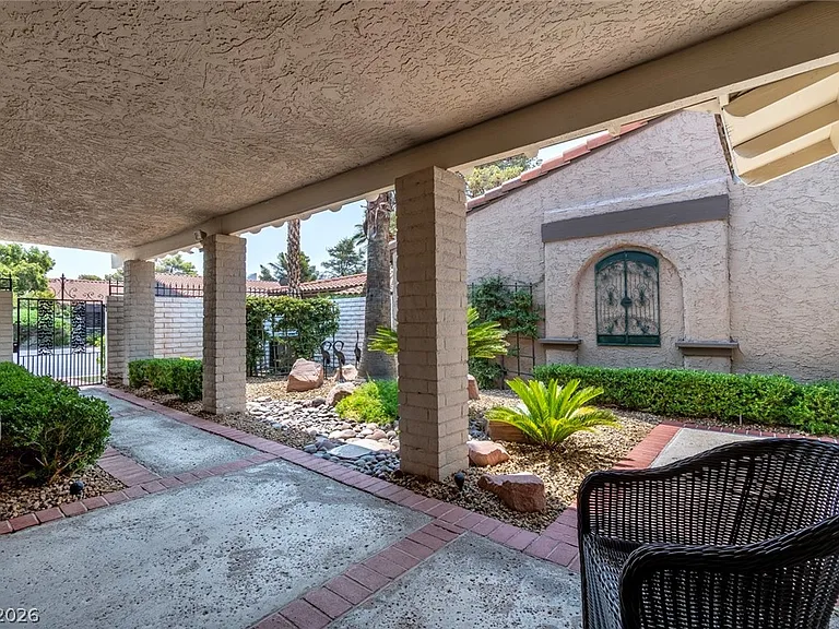 2312 Plaza Del Prado — Photo 35