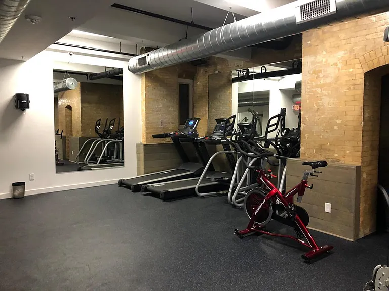 728 Market St #201 — Photo 35