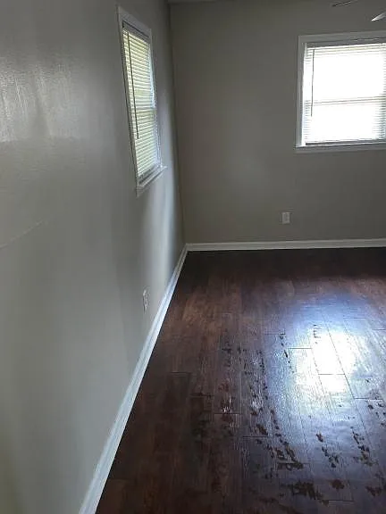 404 N Houston Rd — Photo 2