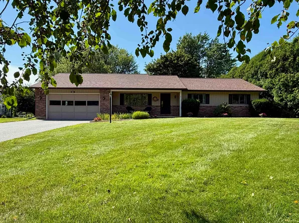 11 Rivendell Drive, Essex Junction, VT 05452