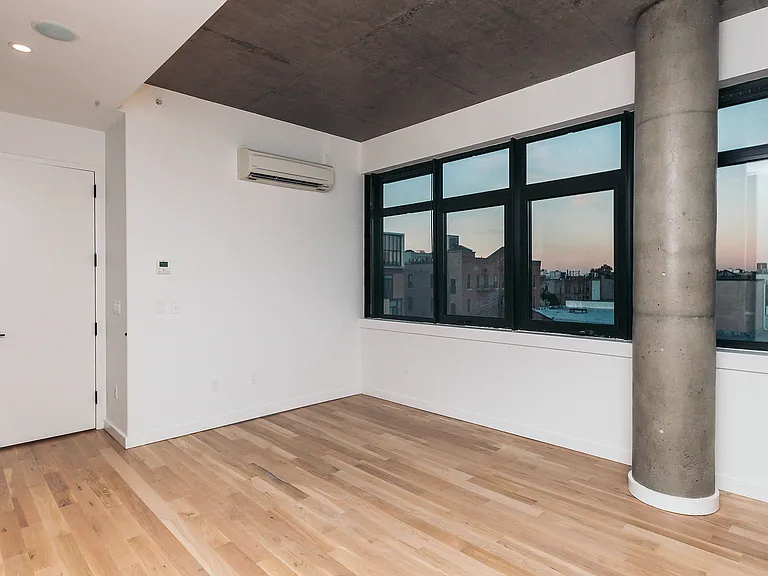 44 Kent St #516 — Photo 7