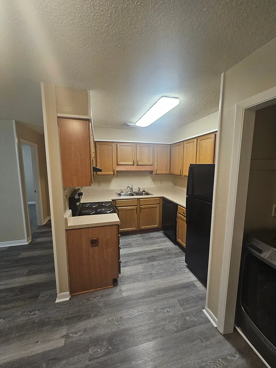 Building Photo - Jaymar Apartments