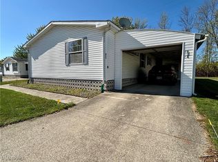 624 Mallard Dr, Elyria, OH 44035
