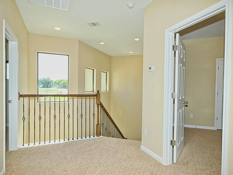 8601 Furness Dr #B — Photo 7
