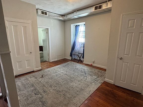 3rd image of 156 Webster St #3