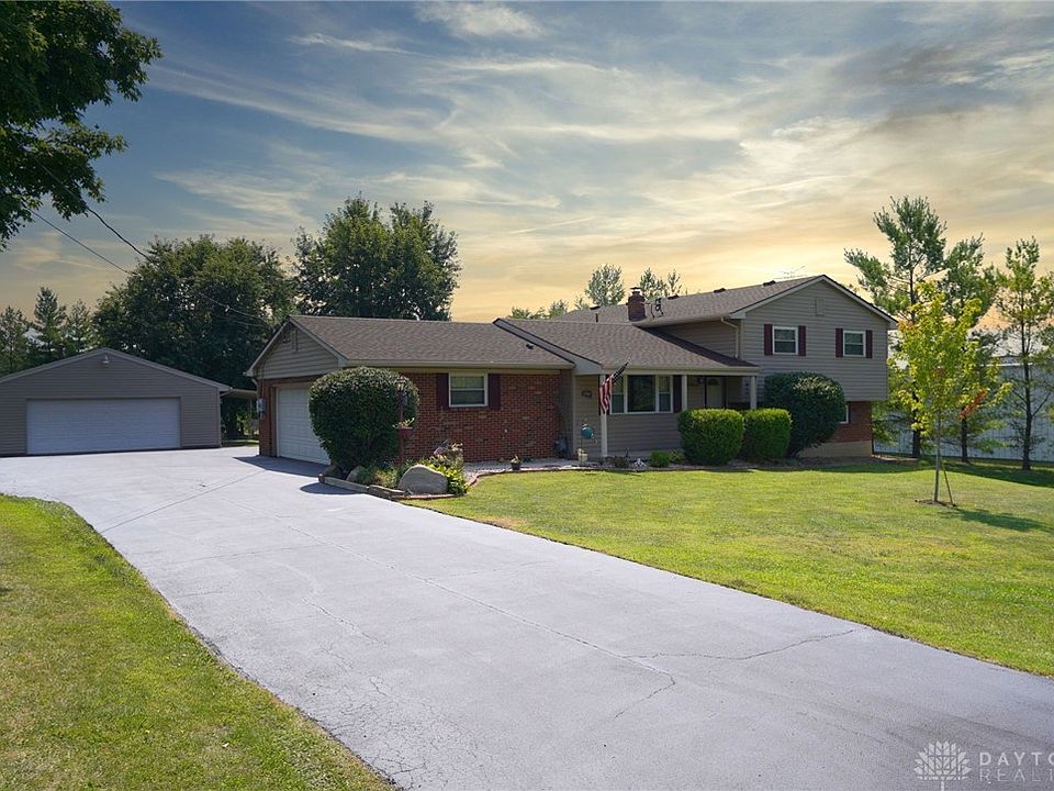1st image of 7900 Eastlawn Dr