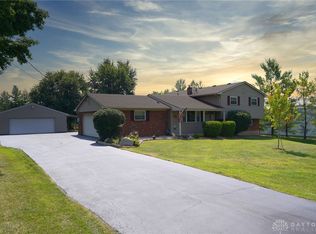 7900 Eastlawn Dr, Franklin, OH 45005