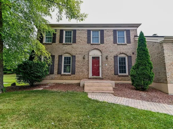 5935 Sovereign Dr, Cincinnati, OH 45241