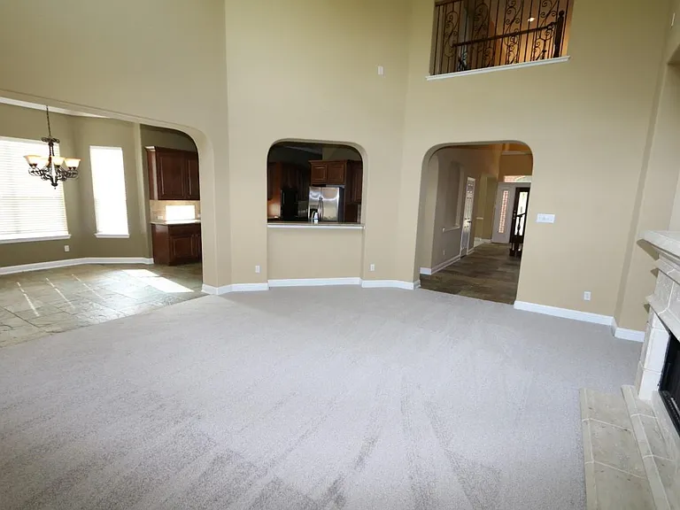7102 Spring Run Ln — Photo 9