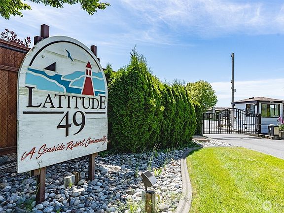 4th image of 4751 Birch Bay lynden Road #6