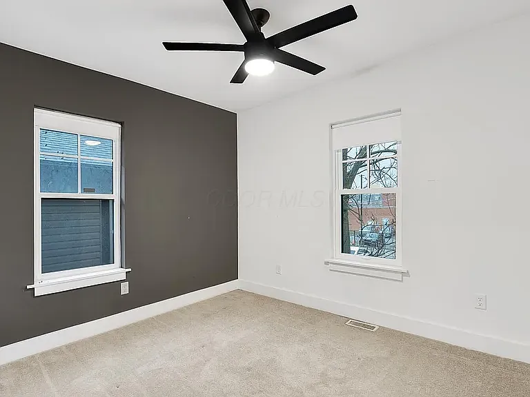 1191 E Rich St — Photo 41