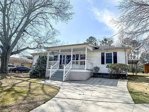 6132 Lynne Cir SW Photo 1