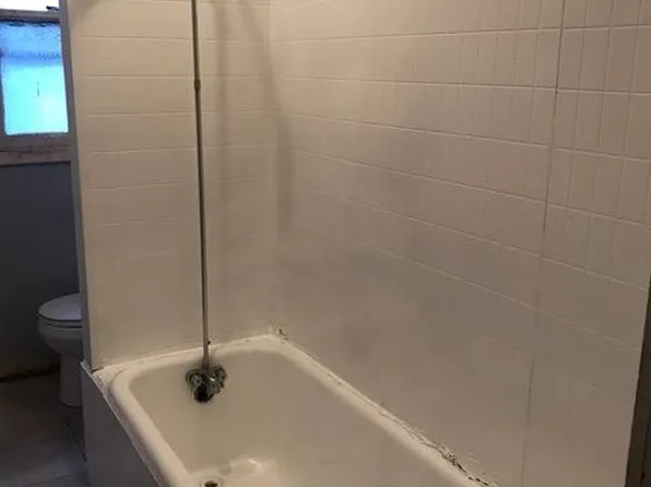 326 Cleveland Ave, Trenton, NJ 08629