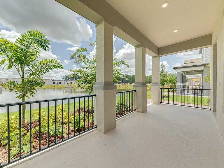 524 Venetian Palms Blvd — Photo 35