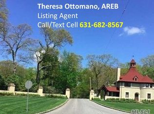 30 Cliff Rd, Port Jefferson, NY 11777