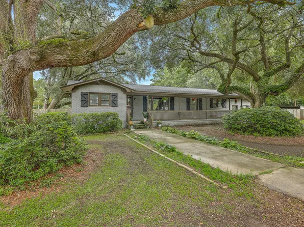 301 Morrison Dr, Goose Creek, SC 29445
