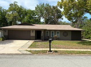 903 Tree Garden Dr, Port Orange, FL 32127