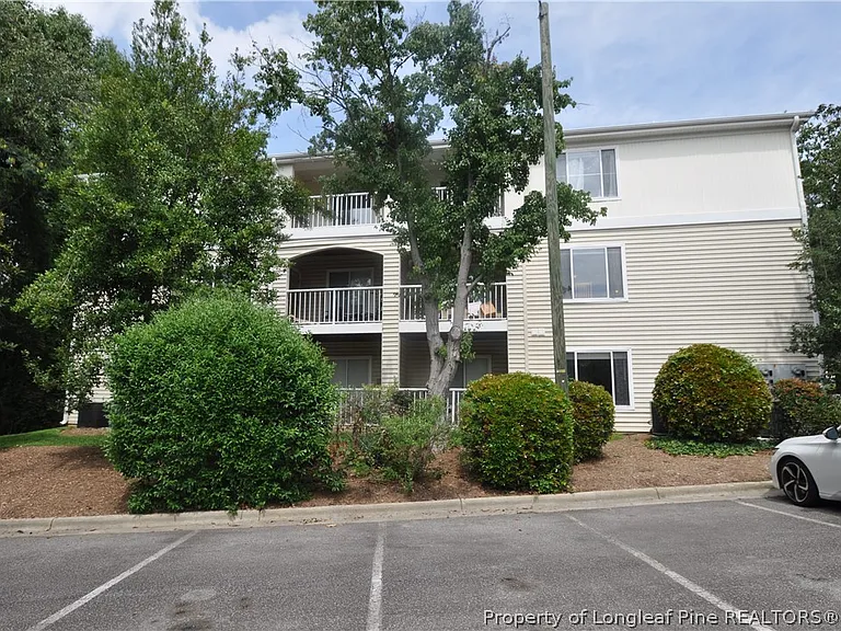 1500 Graduate Ln #304 — Photo 38
