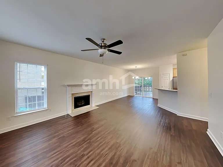 710 Norwood Ct — Photo 6
