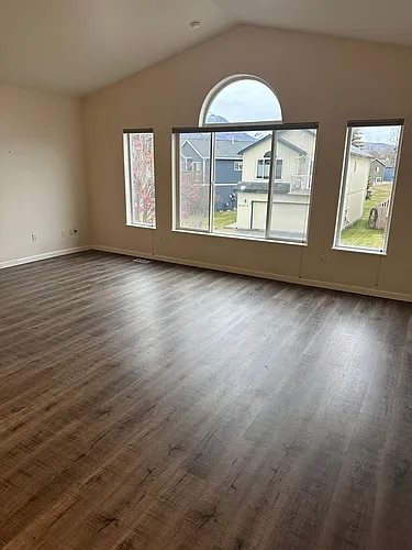 4018 Sycamore Loop Photo 1