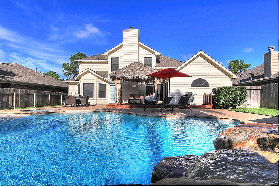 1st image of 213 Chariss Glen Dr