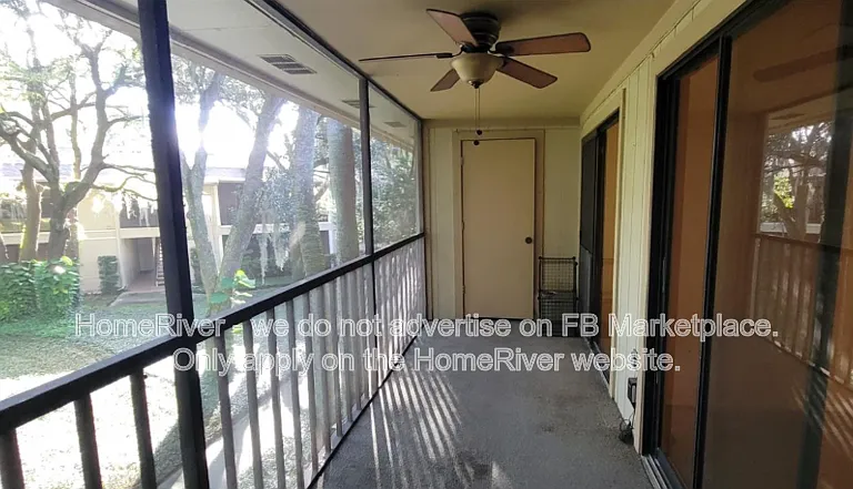 6010 Laketree Ln #H — Photo 14