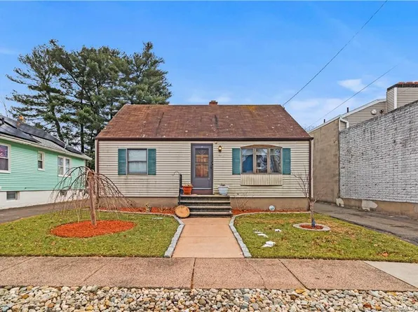 67 Sterling Road, East Hartford, CT 06108