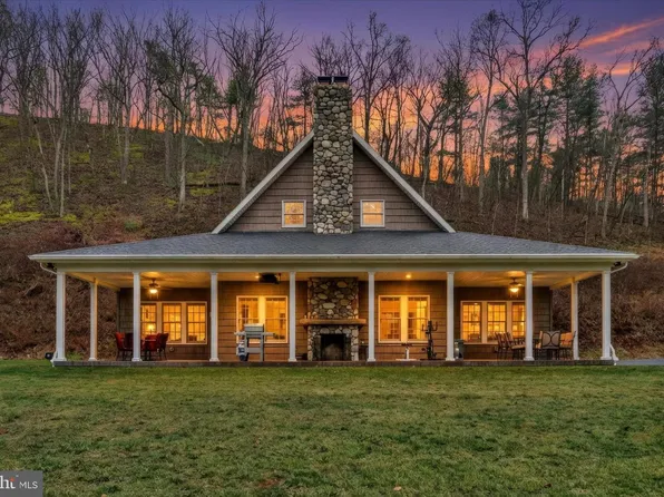 1232 Newport Rd, Duncannon, PA 17020