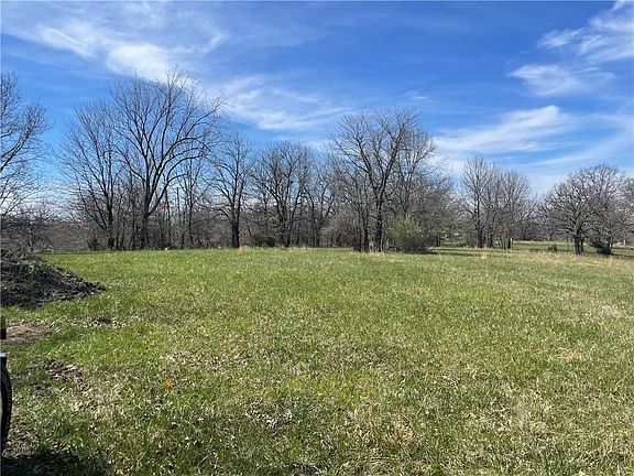 4th image of LOT 1063 Lake Viking Ter