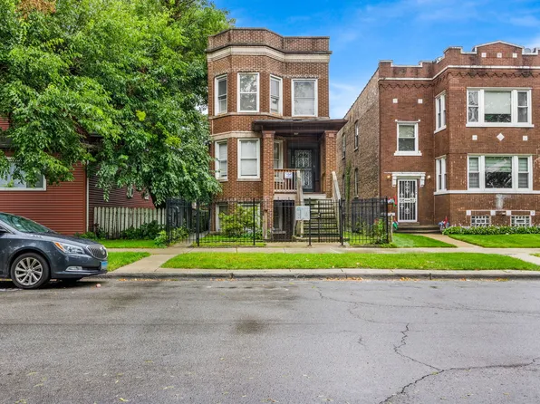 4905 W Thomas St, Chicago, IL 60651