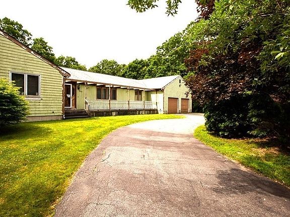 3rd image of 100 Lazywood Ln