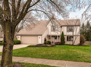 364 Hopewell Dr, Powell, OH