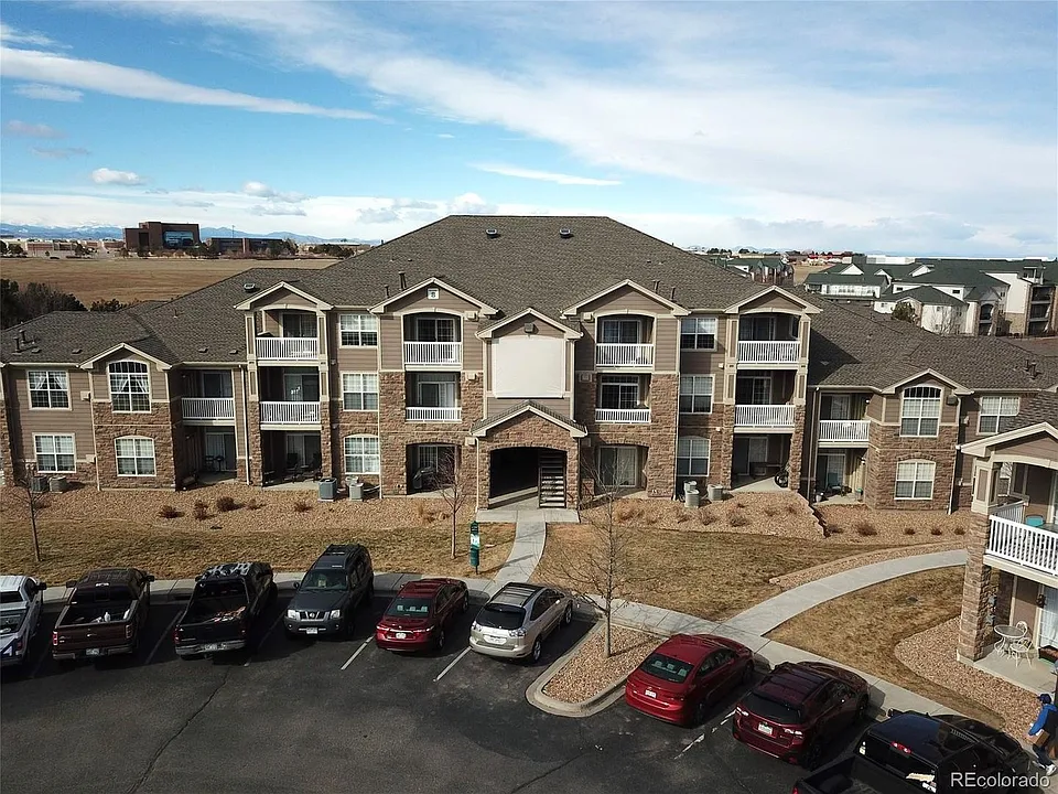 7440 S Blackhawk St #8303