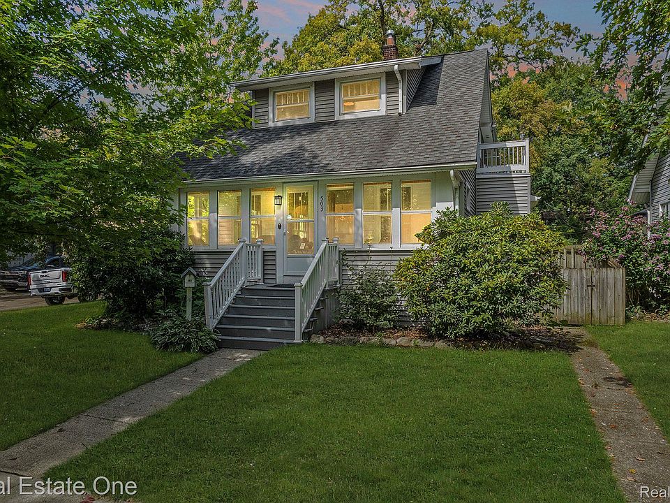 1st image of 503 Forest Ave