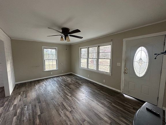 2nd image of 126 Wendy Hill Rd SE