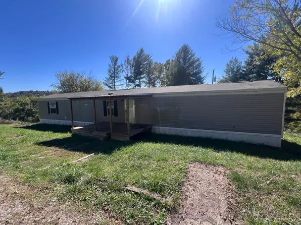 550 Wells Lock Rd, Elizabeth, WV 26143