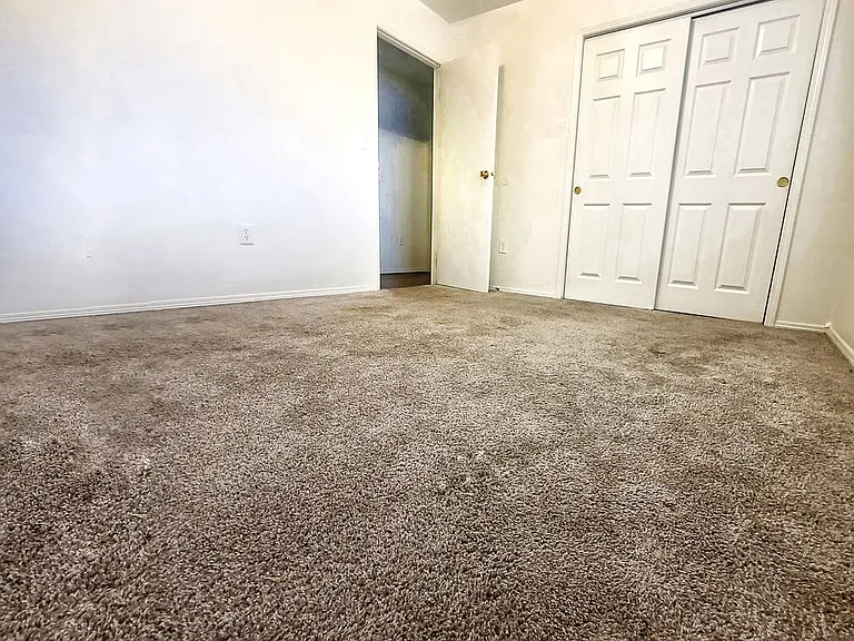 1706 S Eagleson Rd #101 — Photo 8
