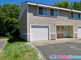 3290 Valley Ridge Dr, Eagan, MN 55121