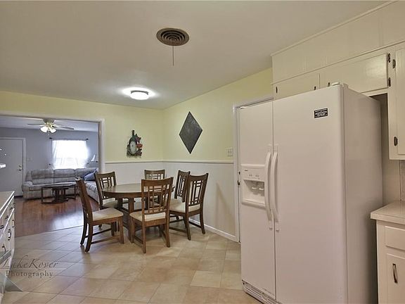 5th image of 3832 N 10th St