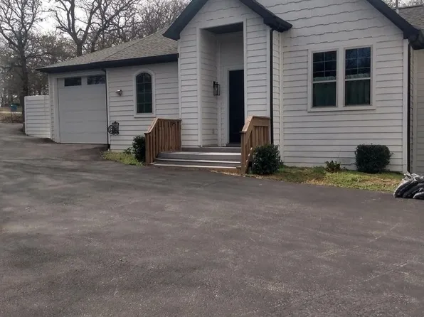 761 Pearl Cv, Oak Pt, TX 75068