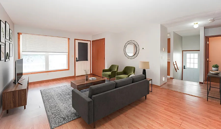 3-Bedroom Rear Duplex Unit with Central Air and In-Home Laundry in Parma (Welcome Section 8) — Photo 2