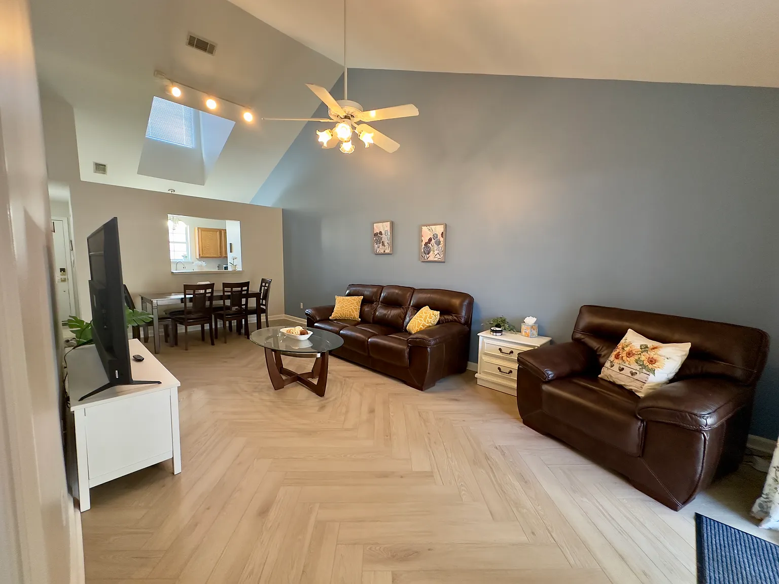 216 Madison Ave — Photo 1