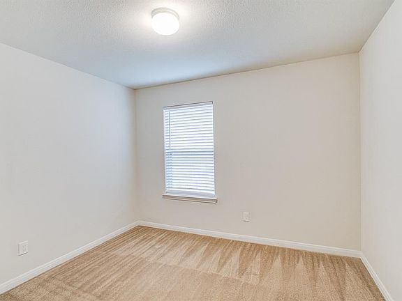 4th image of 15323 Grand Sage Dr