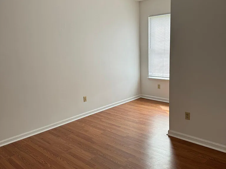 348 Bradford Colony Dr — Photo 10