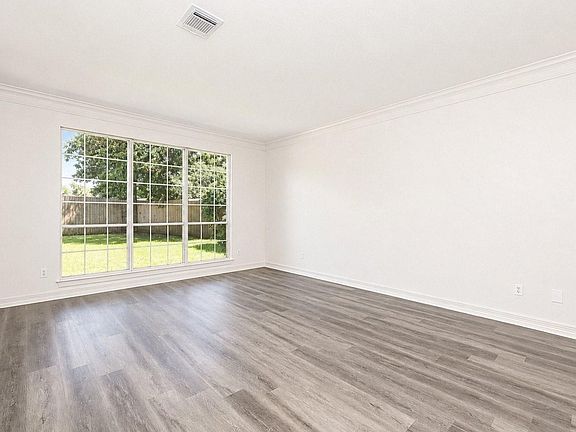 5th image of 11102 Brook Mill Ct