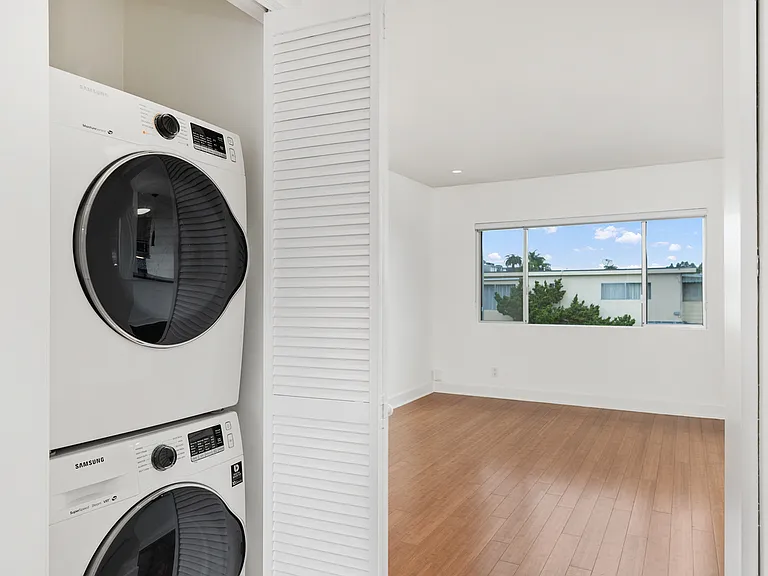 3907 Georgia St #21 — Photo 6