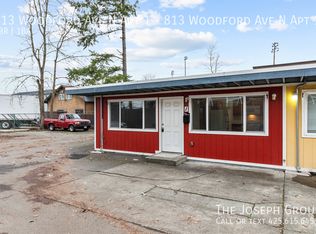 813 Woodford Ave N APT 1-A, Kent, WA 98031