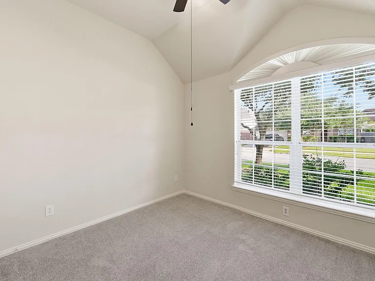 10022 Darrell Springs Ln — Photo 25