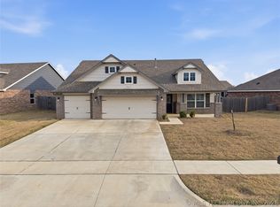 3583 E 144th Pl S, Bixby, OK 74008
