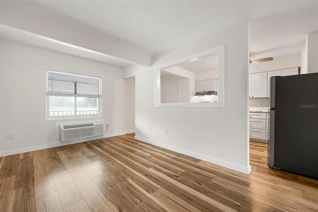 1 bed, 1.0 bath, 500 sqft, $1,500 — Photo 4